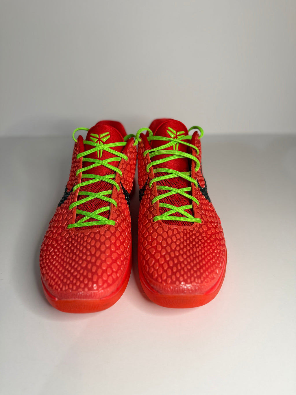 Nike Kobe " Reverse Grinch"